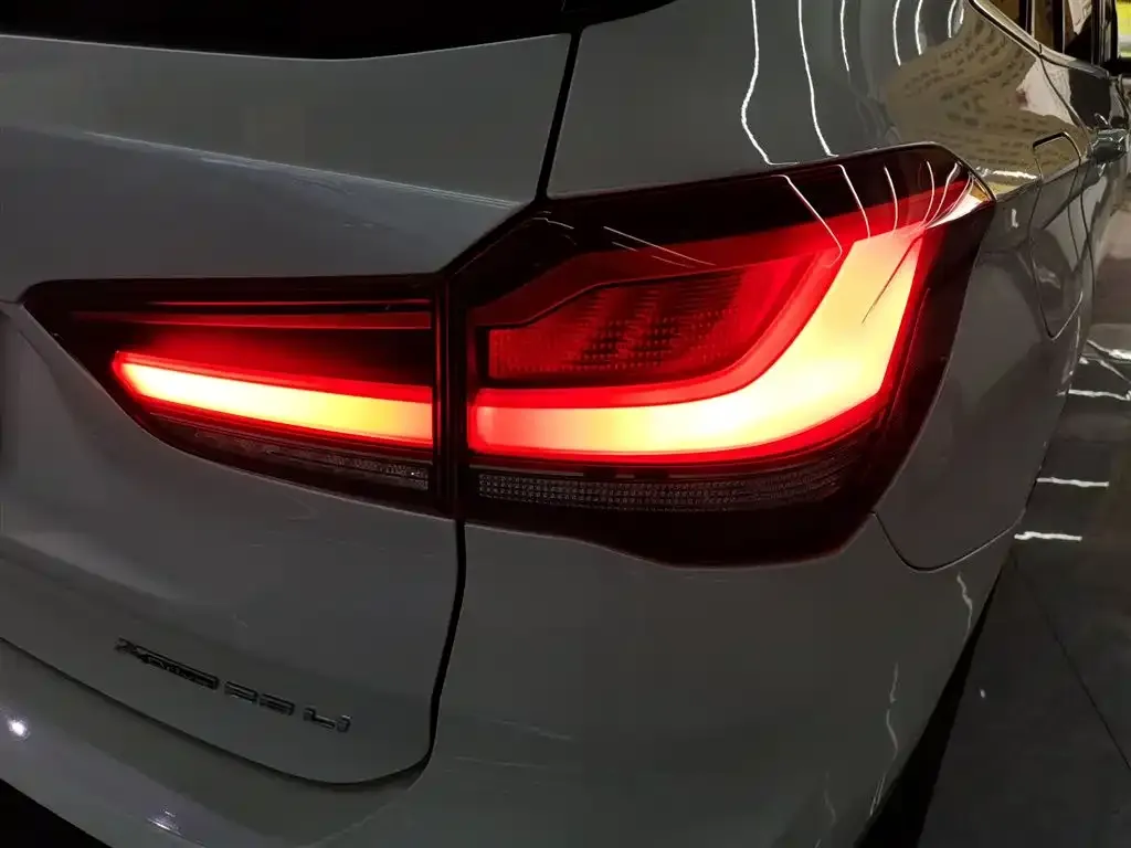 BMW X1 2021 из CN, фото 8