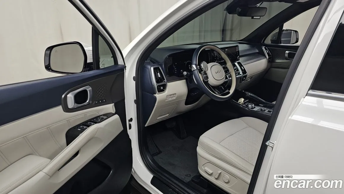 Kia Sorento — фото 10