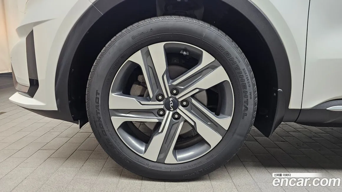 Kia Sorento — фото 5