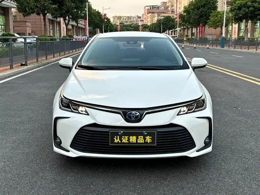 Toyota Corolla 2023 из CN, фото 2