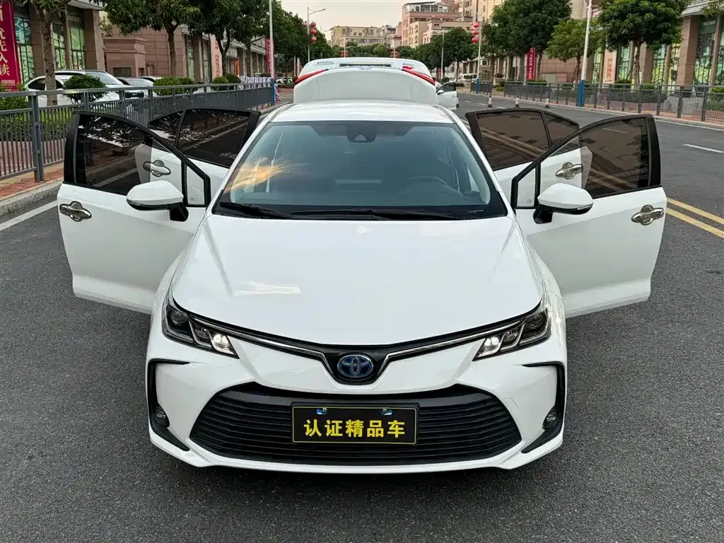 Toyota Corolla 2023 из CN, фото 6