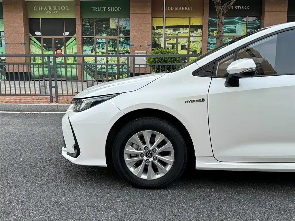 Toyota Corolla 2023 из CN, фото 8