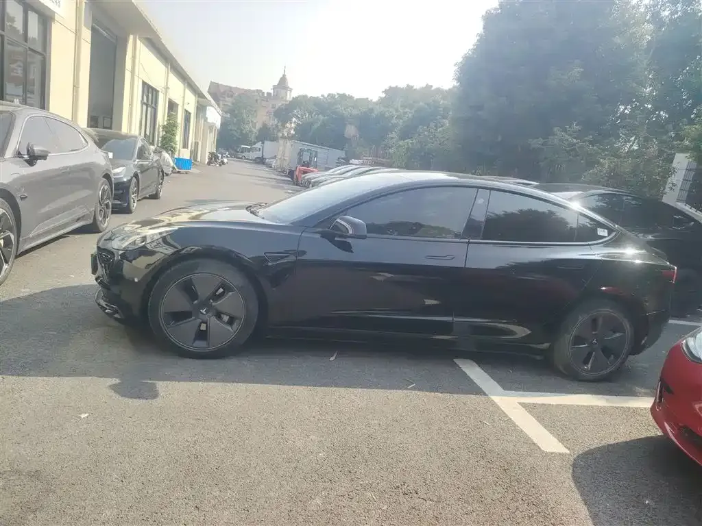 Tesla Model 3 2022 из CN, фото 5