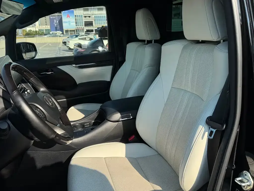 Lexus LM 2021 из CN, фото 8