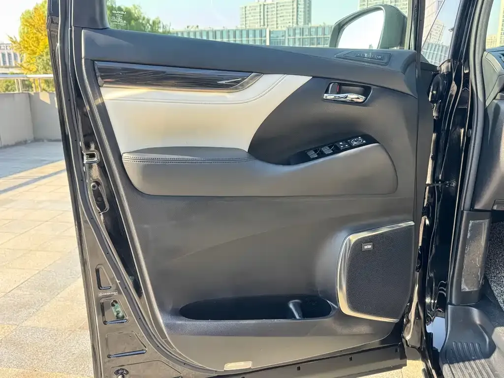 Lexus LM 2021 из CN, фото 9