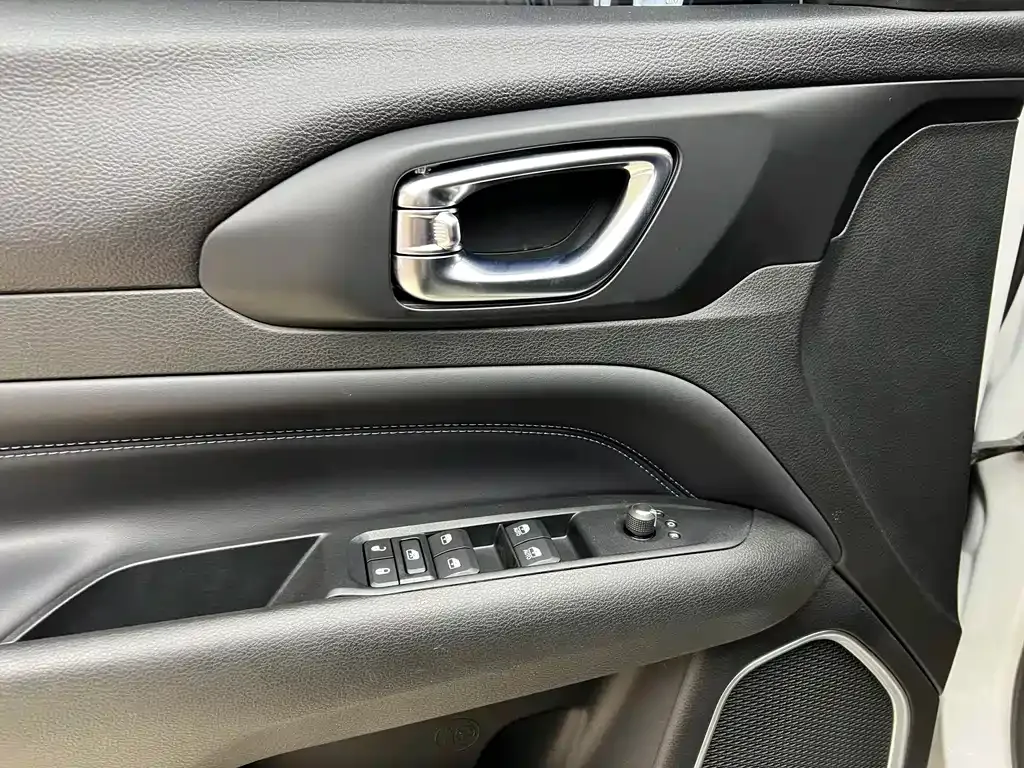 Jeep Compass 2021 из CN, фото 8