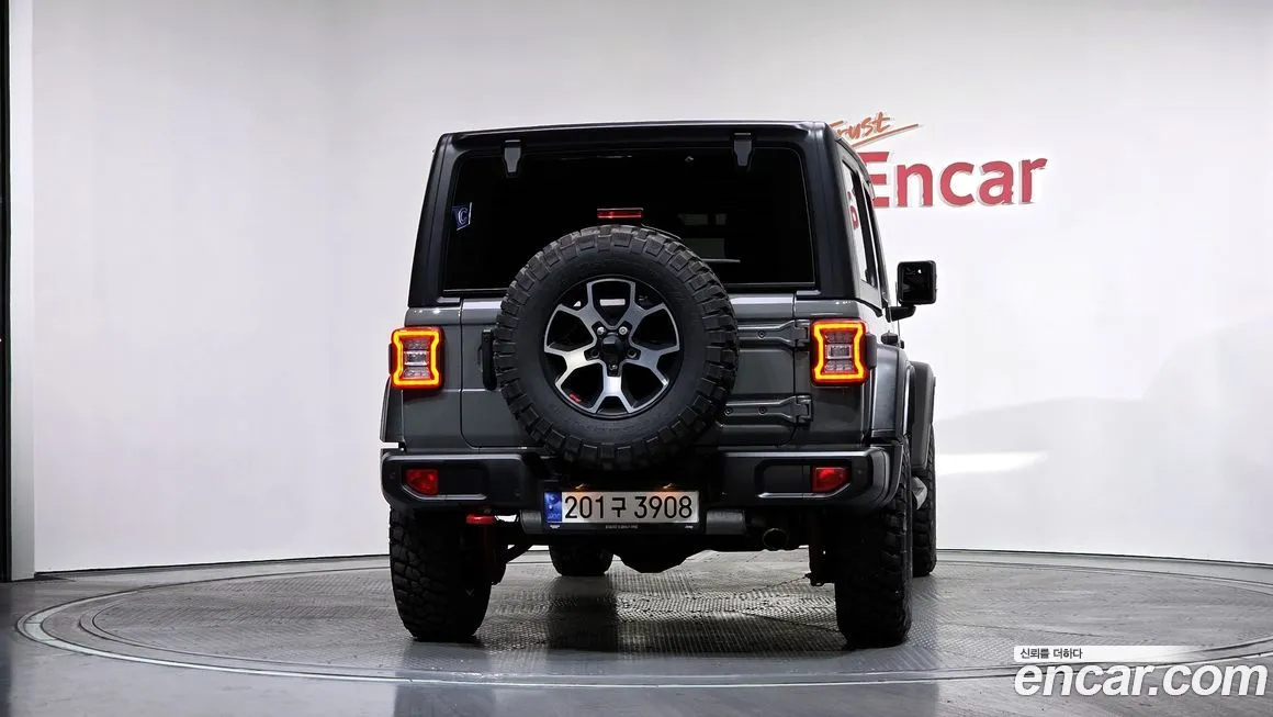 Jeep Wrangler 2023 из KR, фото 4