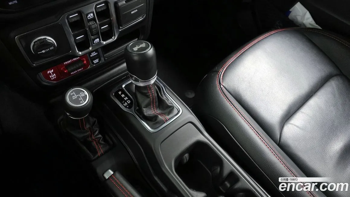 Jeep Wrangler 2023 из KR, фото 9