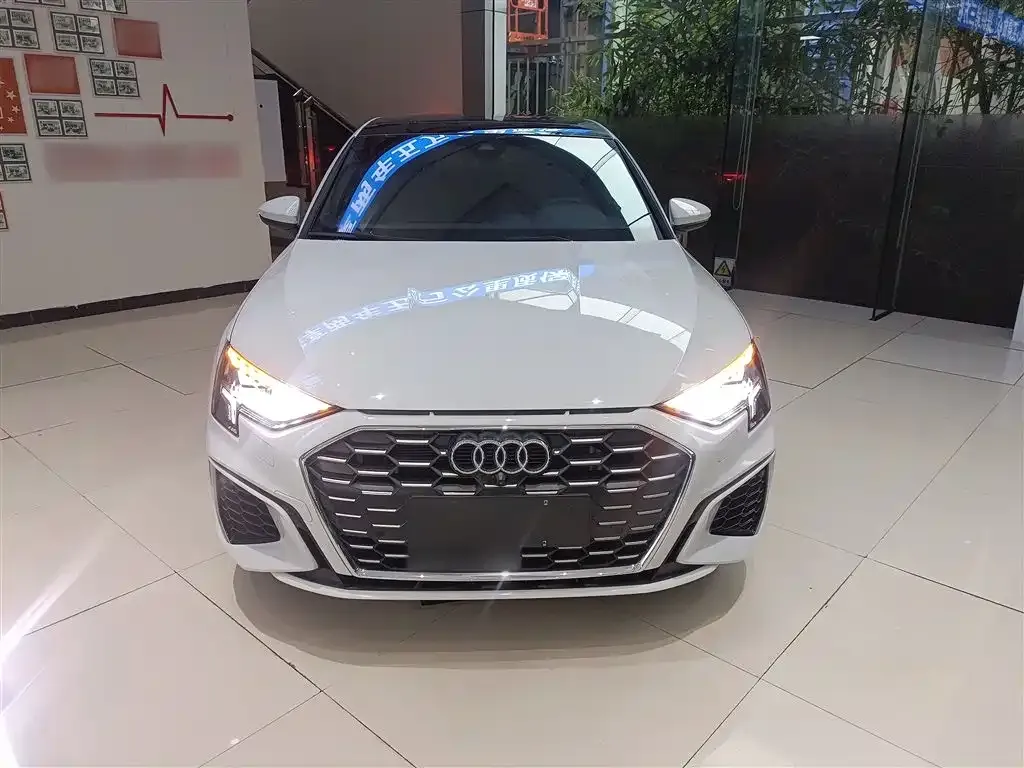 Audi A3 2024 из CN, фото 3