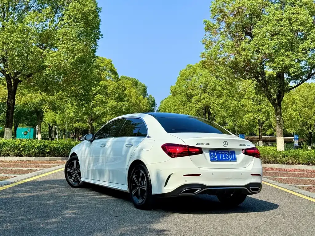 Mercedes-Benz A-Class 2023 из CN, фото 6