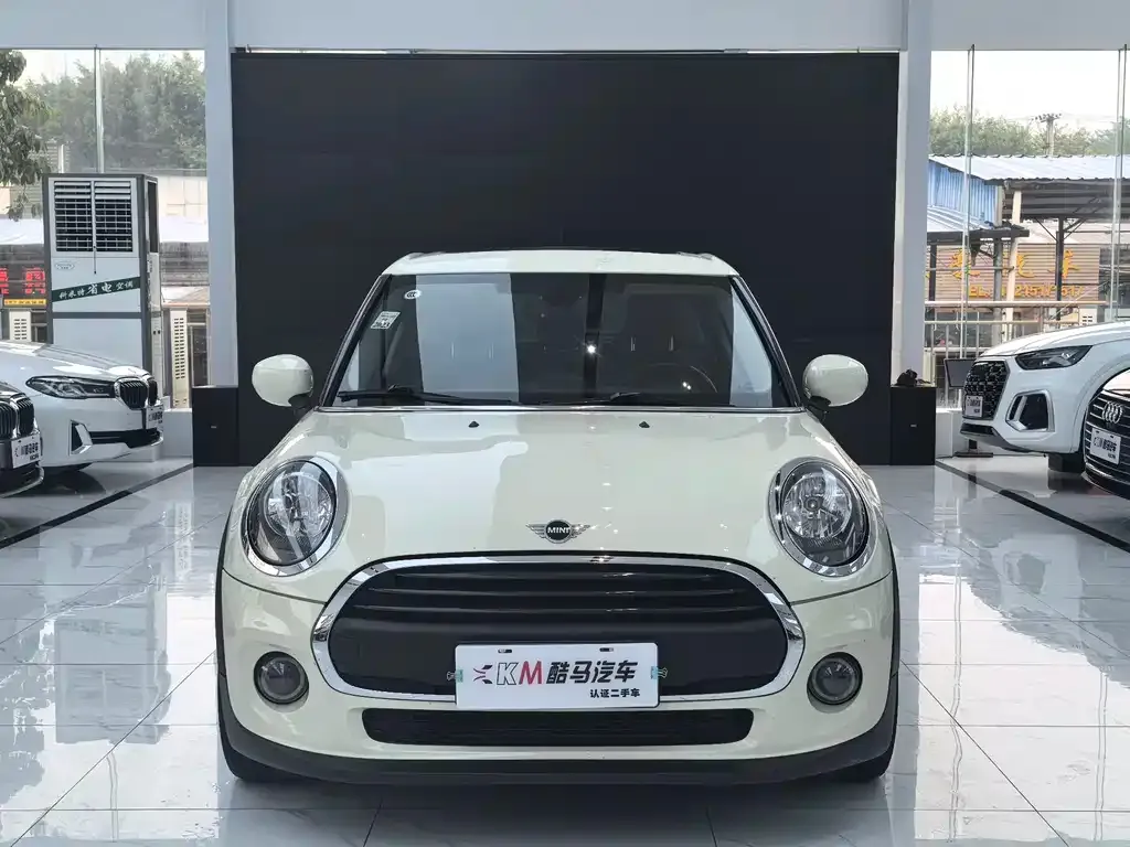 MINI Cooper (3-door) 2021 из CN, фото 2
