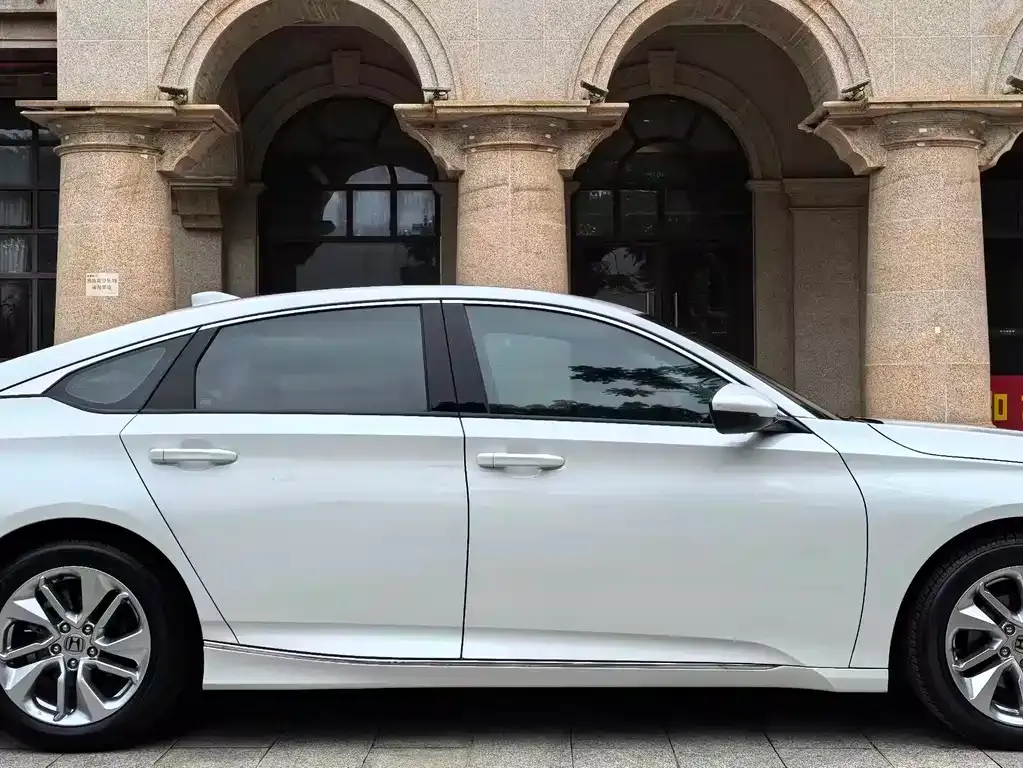 Honda Accord 2021 из CN, фото 4