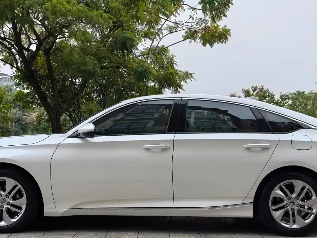 Honda Accord 2021 из CN, фото 7
