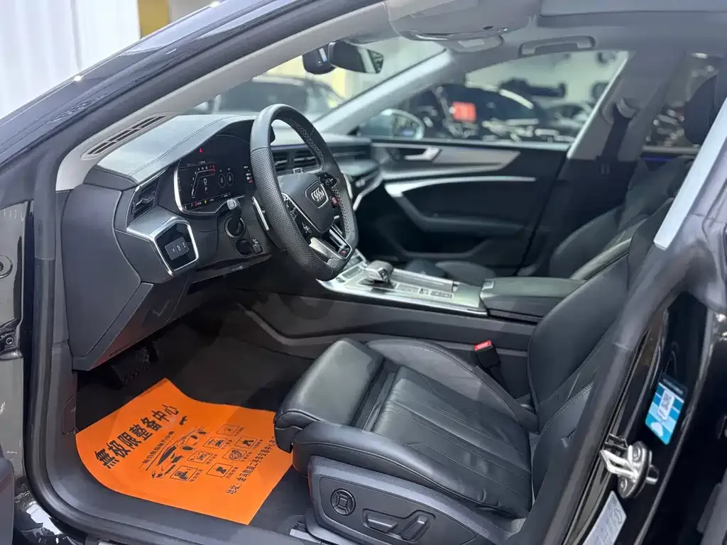 Audi A7 2021 из CN, фото 9