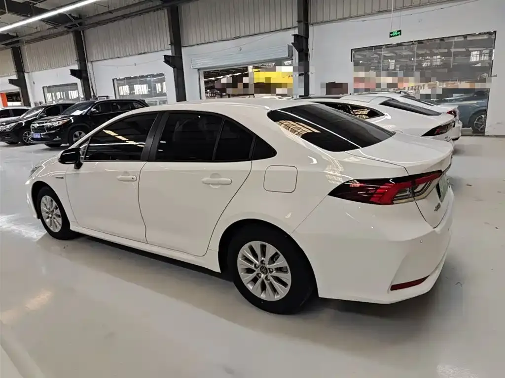 Toyota Corolla 2024 из CN, фото 5