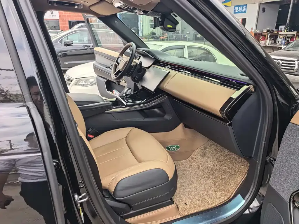 Land Rover Sport 2024 из CN, фото 3