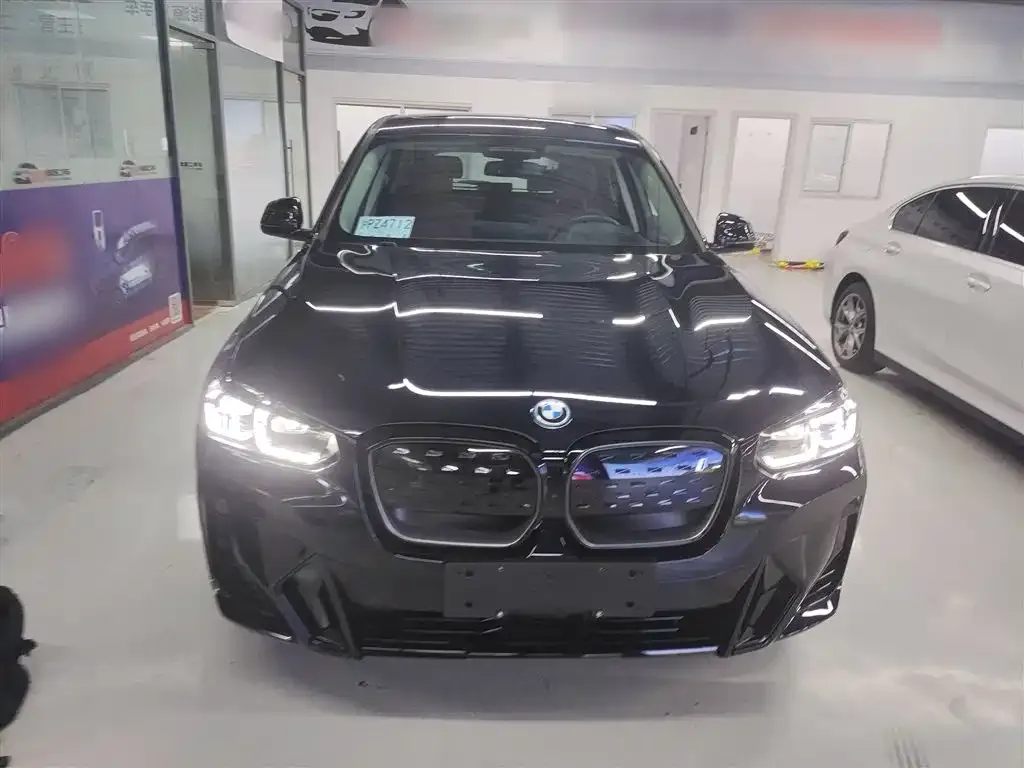 BMW iX3 2023 из CN, фото 3