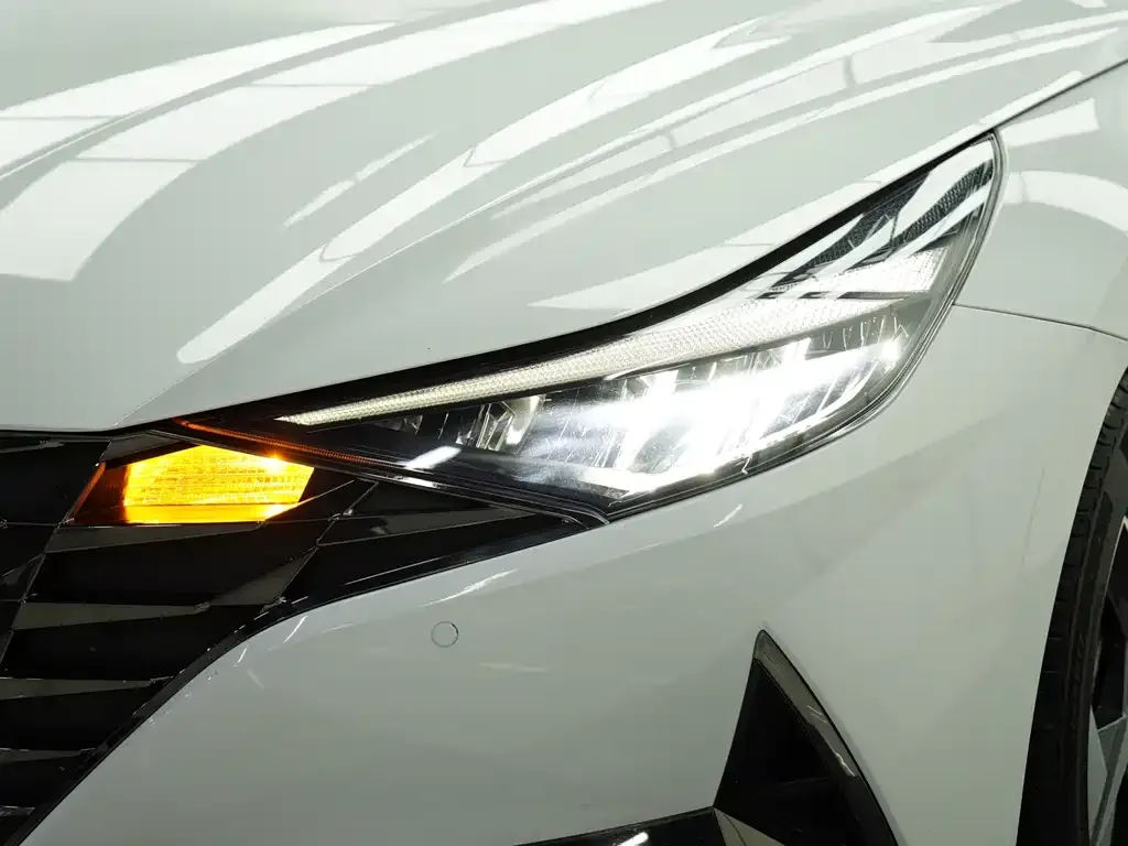 Hyundai Elantra 2022 из CN, фото 7