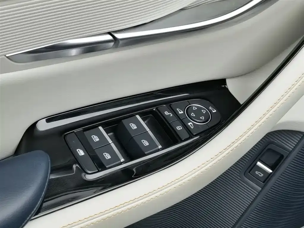 BYD PLUS New Energy 2022 из CN, фото 9