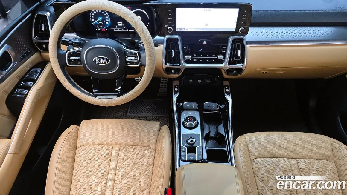 Kia Sorento — фото 7