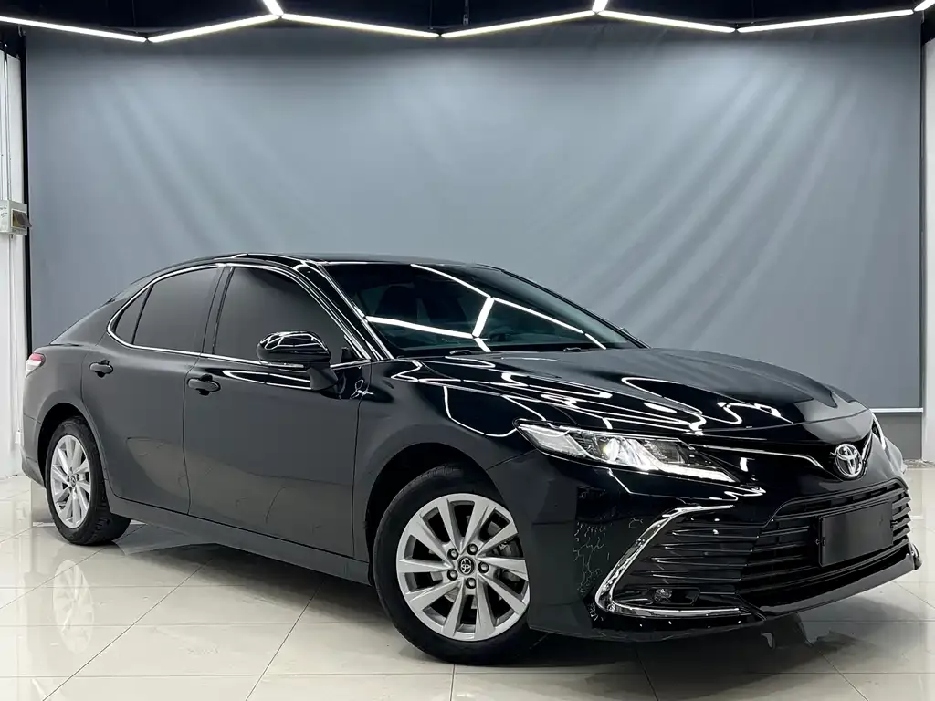 Toyota Camry 2023 из CN, фото 3