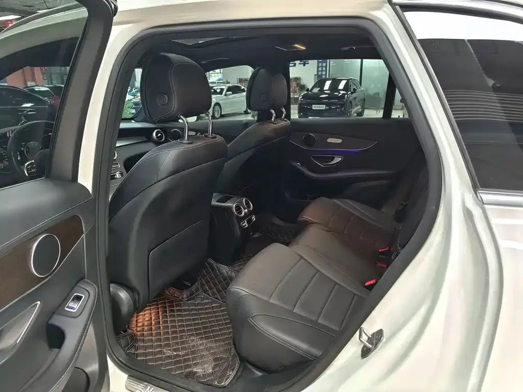 Mercedes-Benz GLC 2021 из CN, фото 10