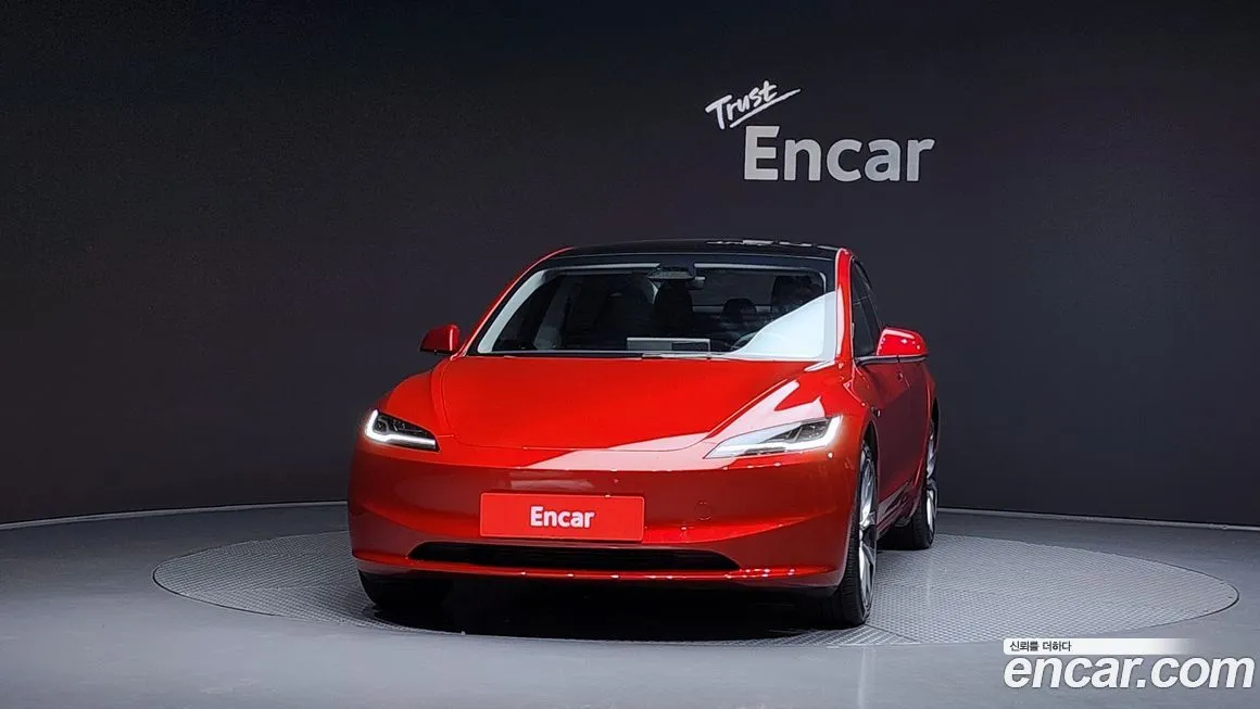 Tesla Model 3 2024 из KR, фото 3