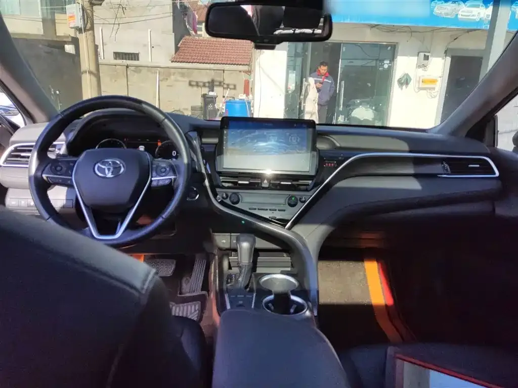Toyota Camry 2023 из CN, фото 10