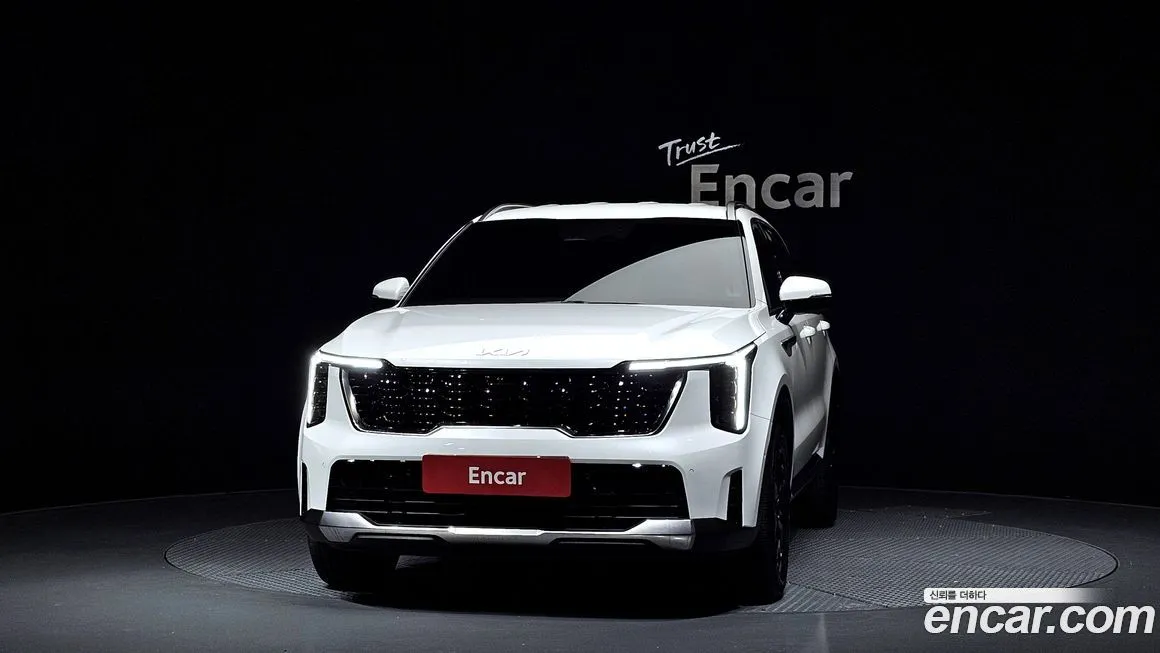 Kia Sorento — фото 3