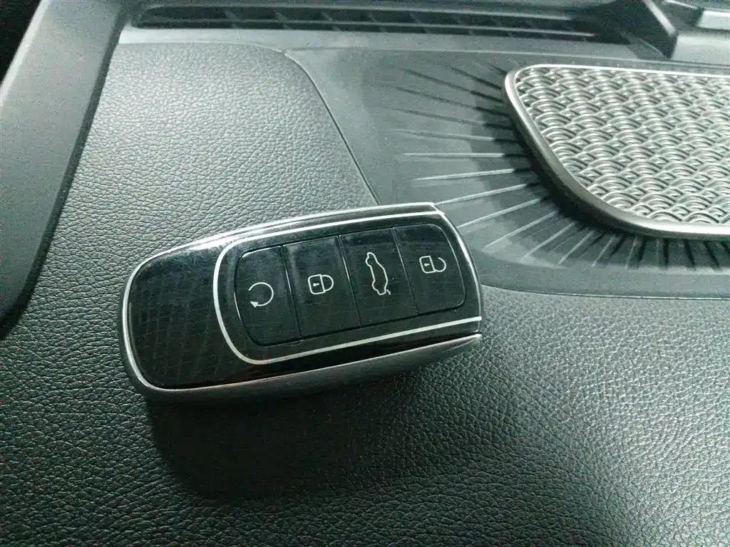 Chery Tiggo 8 PRO — фото 9