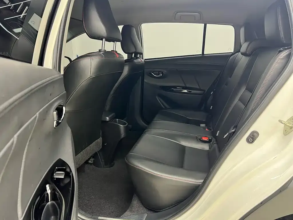Toyota Yaris L 2022 из CN, фото 5