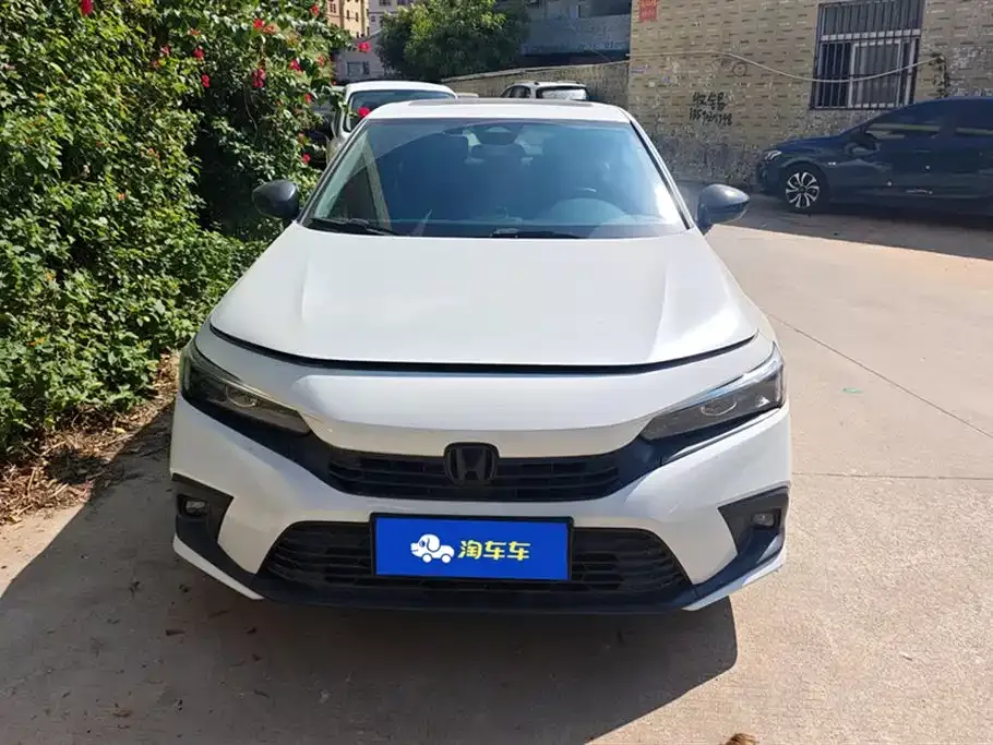 Honda Civic 2022 из CN, фото 2