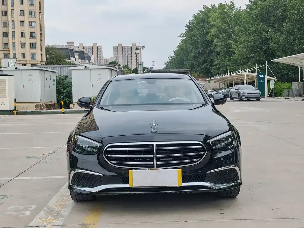 Mercedes-Benz E-Class 2022 из CN, фото 2