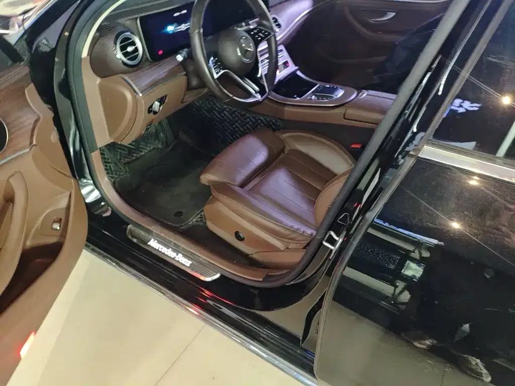 Mercedes-Benz E-Class 2022 из CN, фото 3