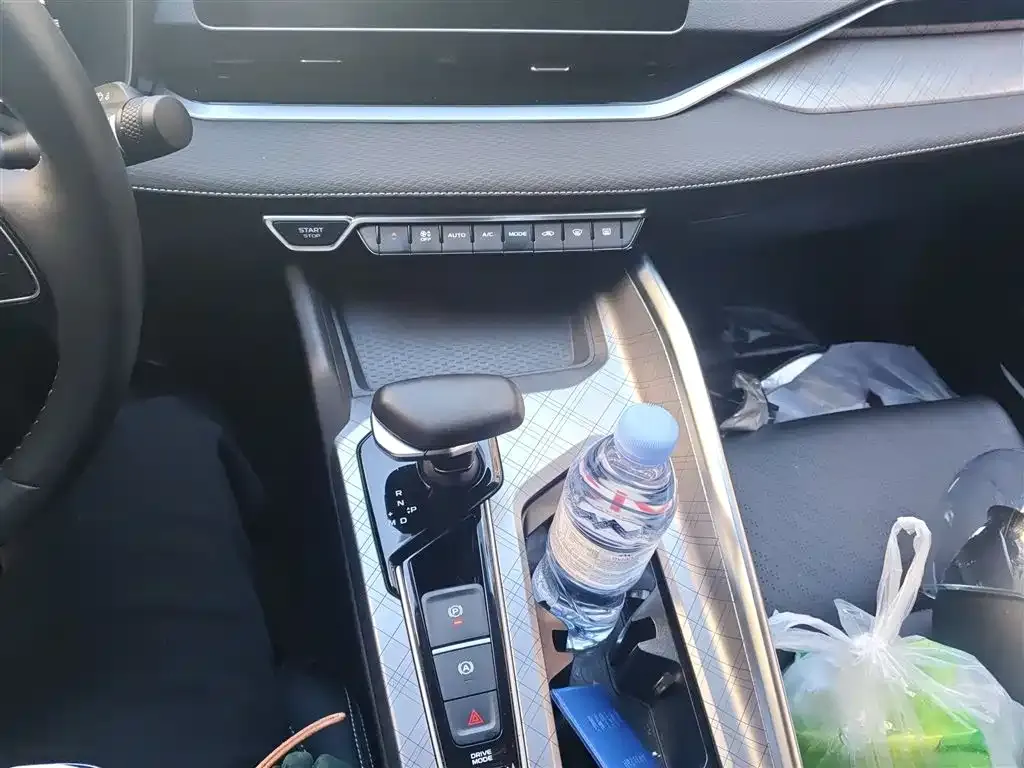 Geely Xingrui 2022 из CN, фото 7