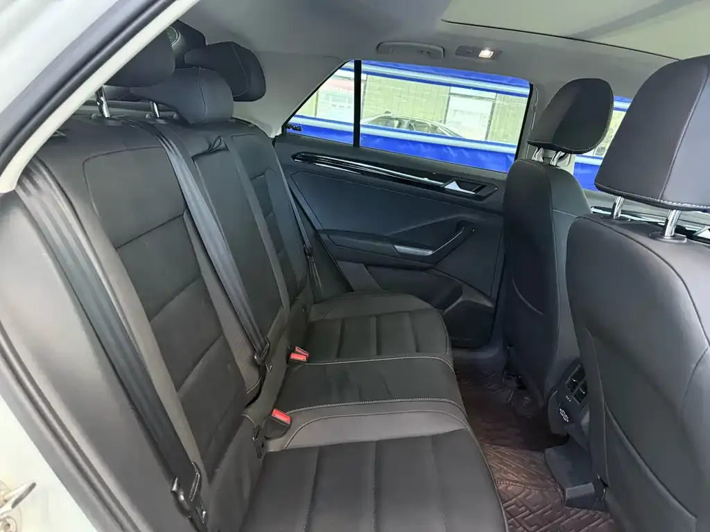 Volkswagen T-Roc 2021 из CN, фото 9