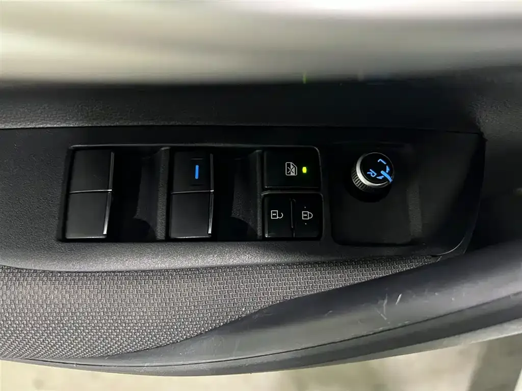 Toyota Levin 2021 из CN, фото 9