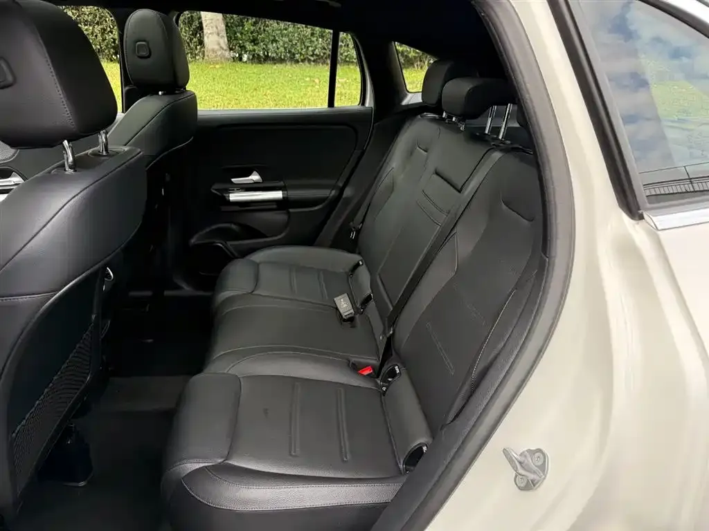 Mercedes-Benz GLA 2023 из CN, фото 10