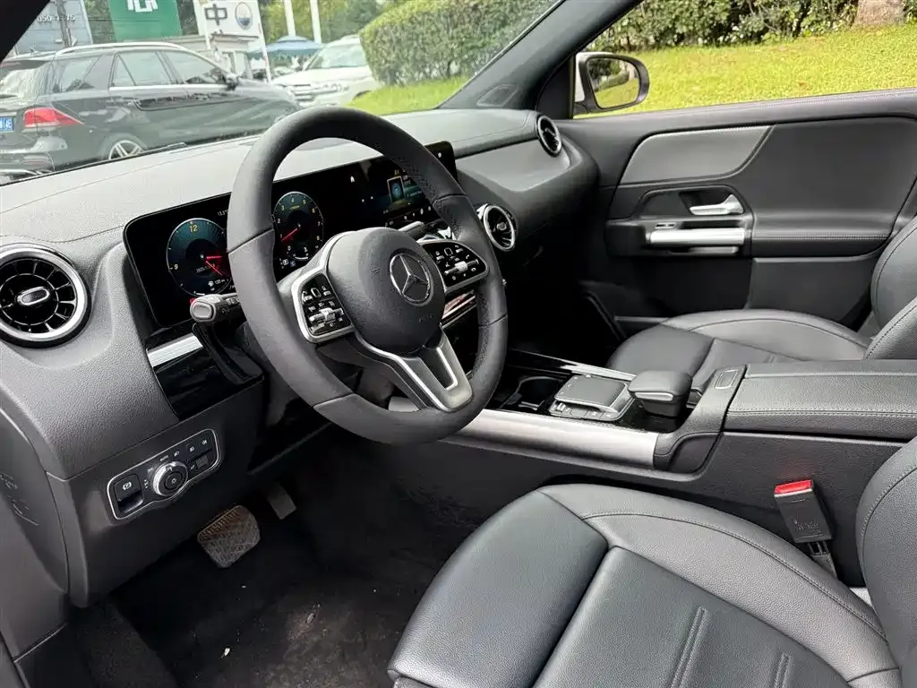 Mercedes-Benz GLA 2023 из CN, фото 7