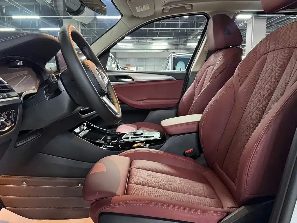 BMW iX3 2024 из CN, фото 8