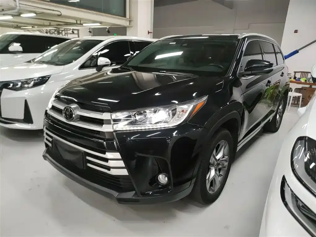 Toyota Highlander 2022 из CN, фото 2