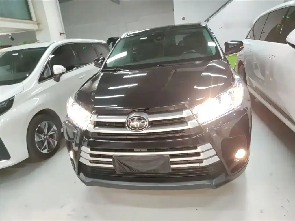 Toyota Highlander 2022 из CN, фото 3