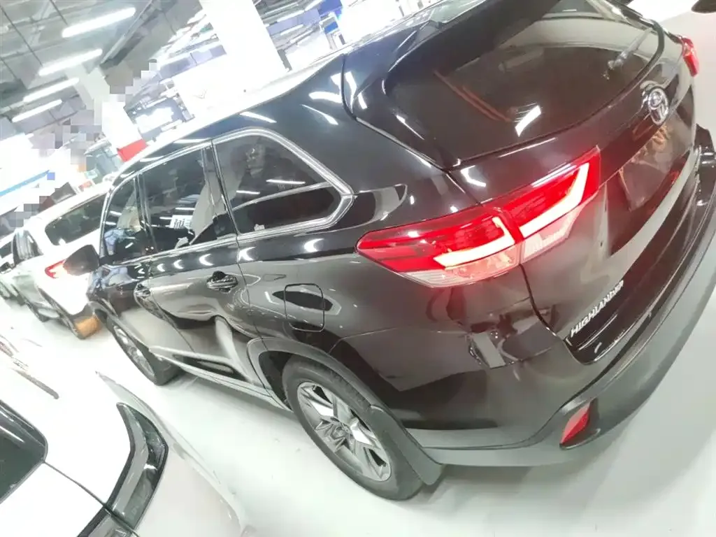 Toyota Highlander 2022 из CN, фото 5