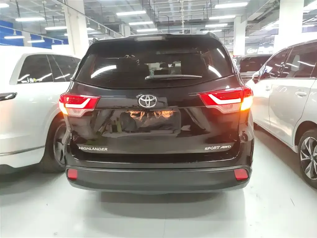 Toyota Highlander 2022 из CN, фото 6