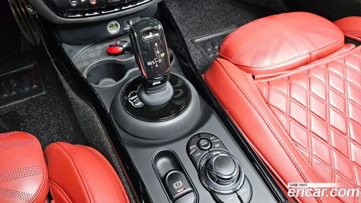 Mini Clubman — фото 9