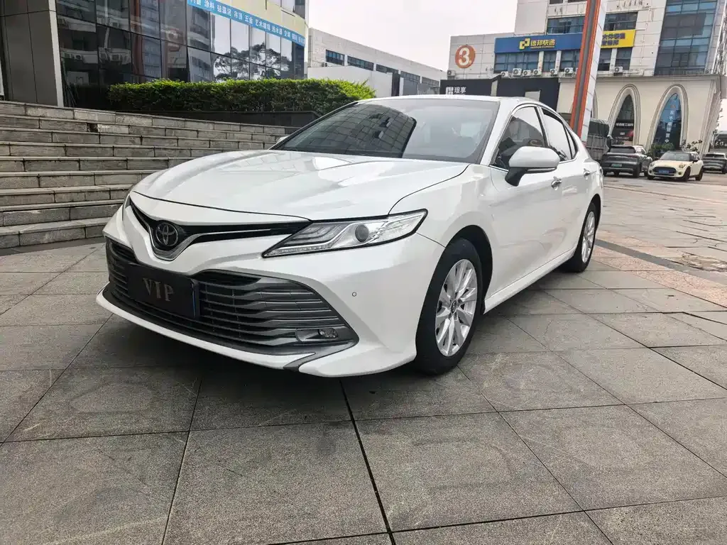 Toyota Camry 2021 из CN, фото 1