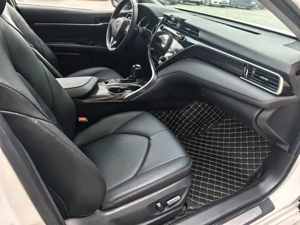 Toyota Camry 2021 из CN, фото 10