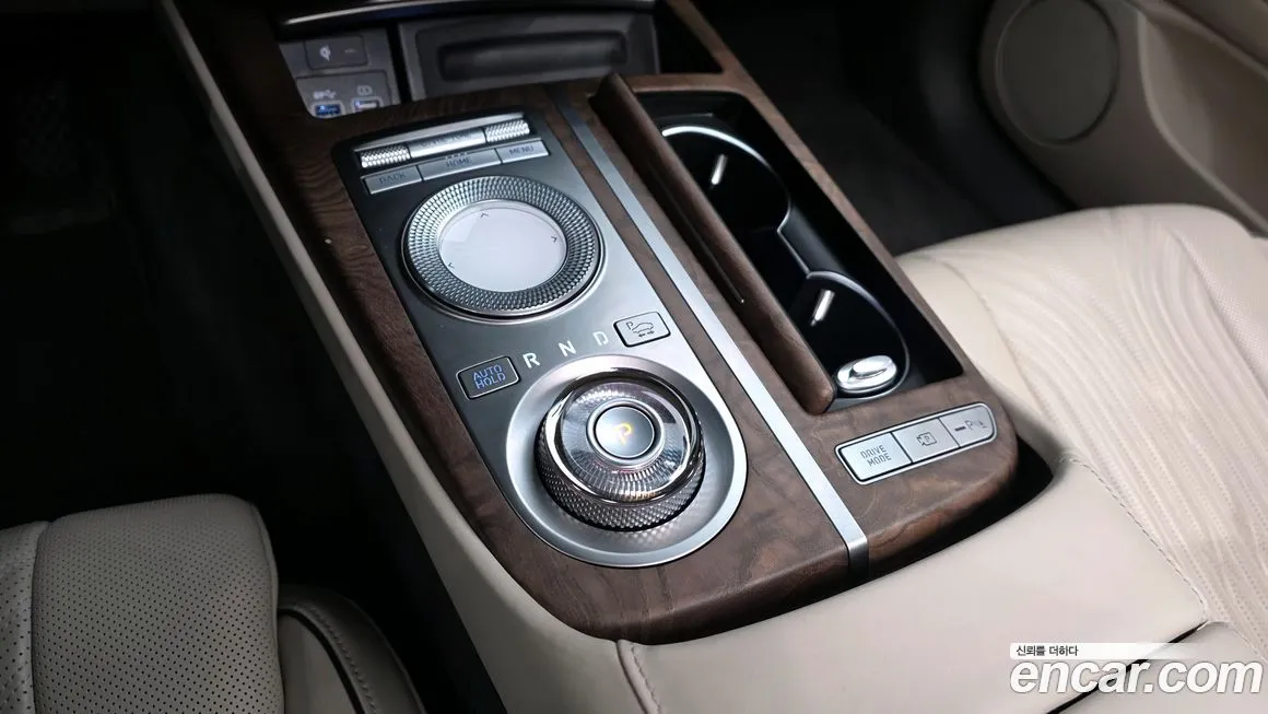 Genesis G80 — фото 9