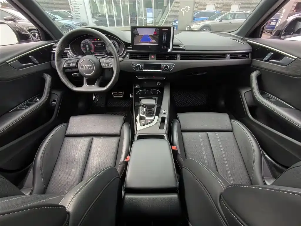 Audi A4L 2024 из CN, фото 10