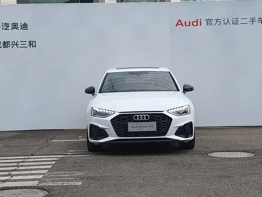 Audi A4L 2024 из CN, фото 2
